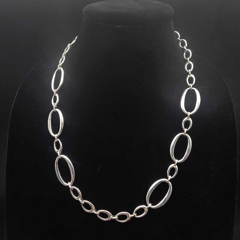 Trifari Silver Tone Oval Link Chain Necklace Costume Jewelry